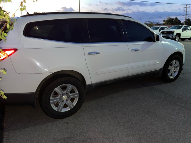 used 2010 Chevrolet Traverse car