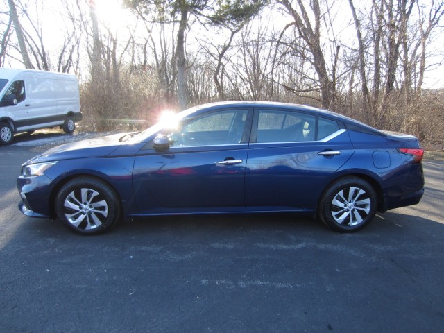 used 2019 Nissan Altima car, priced at $15,895