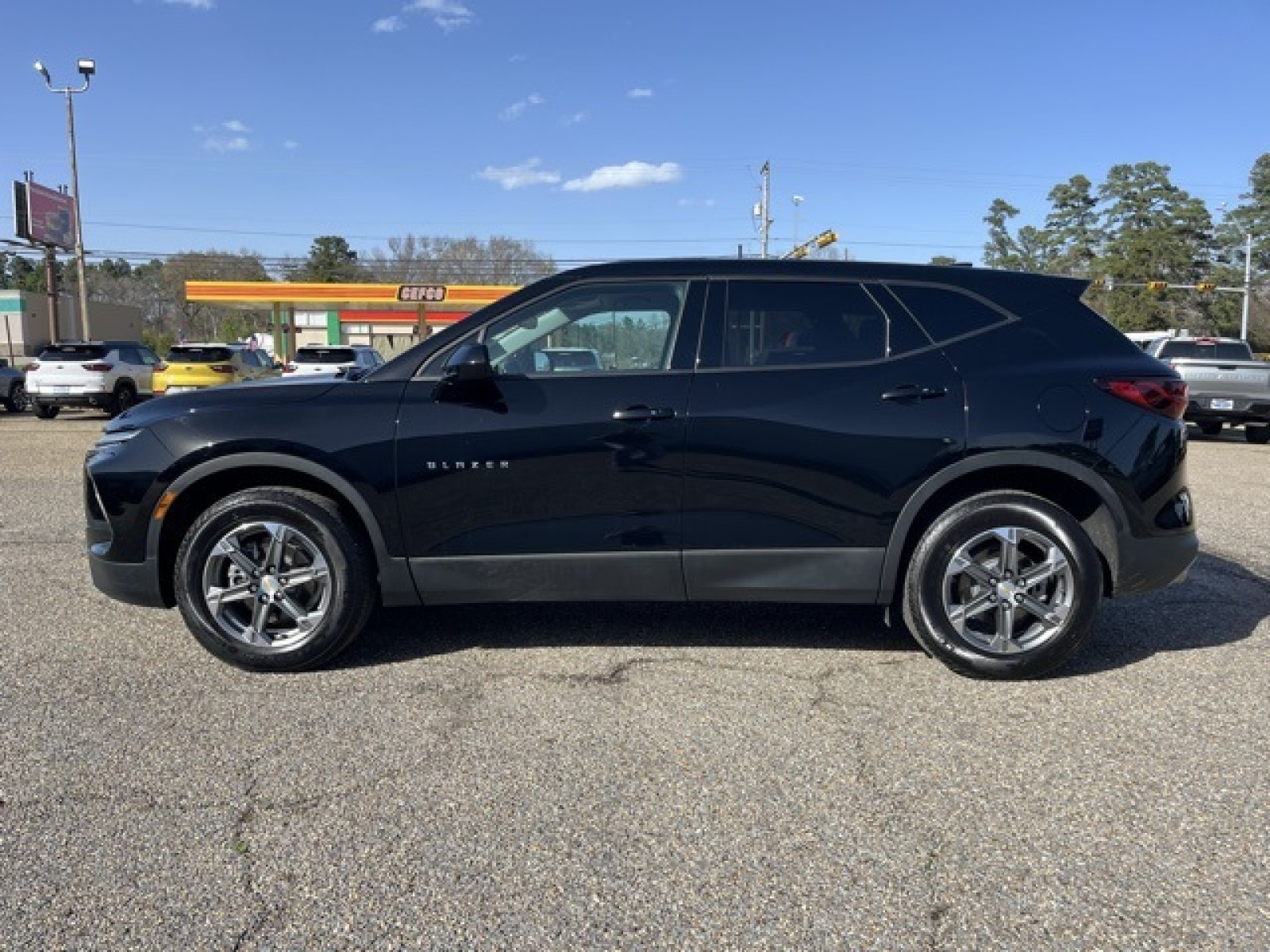 used 2023 Chevrolet Blazer car, priced at $25,021