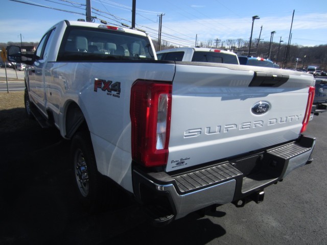 new 2025 Ford F-250 car, priced at $52,990