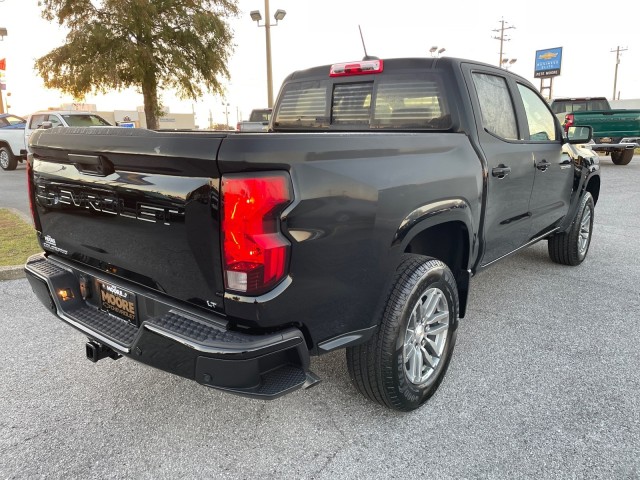 new 2024 Chevrolet Colorado car, priced at $37,700