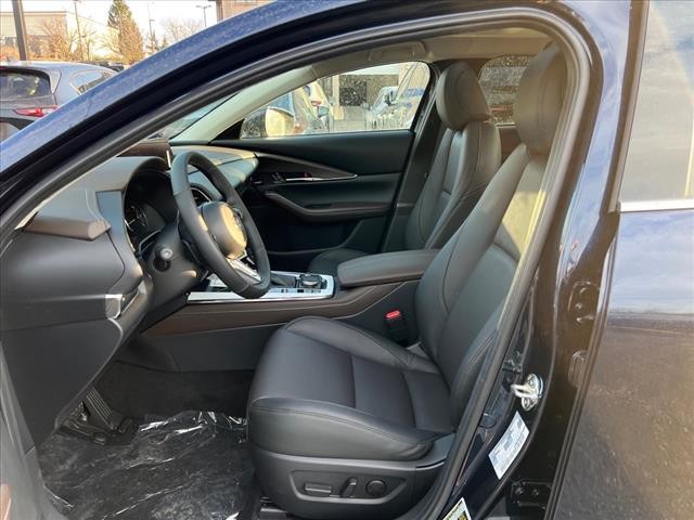 new 2025 Mazda CX-30 car