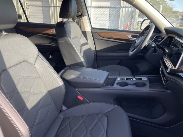 used 2024 Volkswagen Atlas car, priced at $34,995