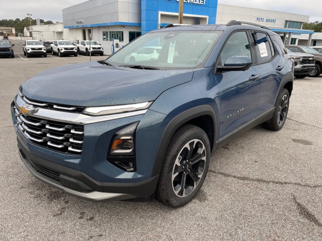 new 2025 Chevrolet Equinox car, priced at $37,175