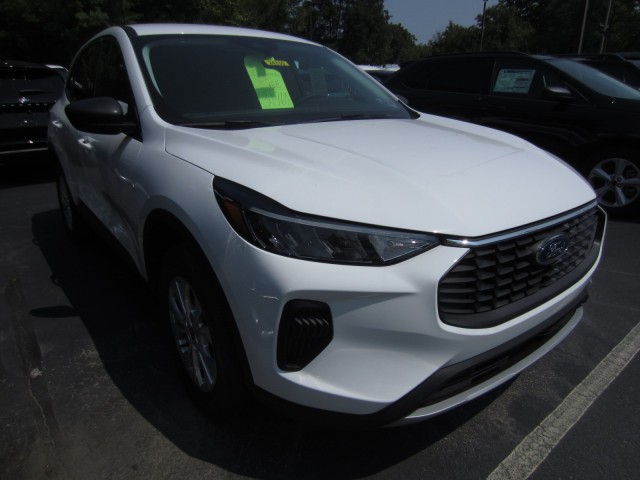 new 2024 Ford Escape car, priced at $32,535