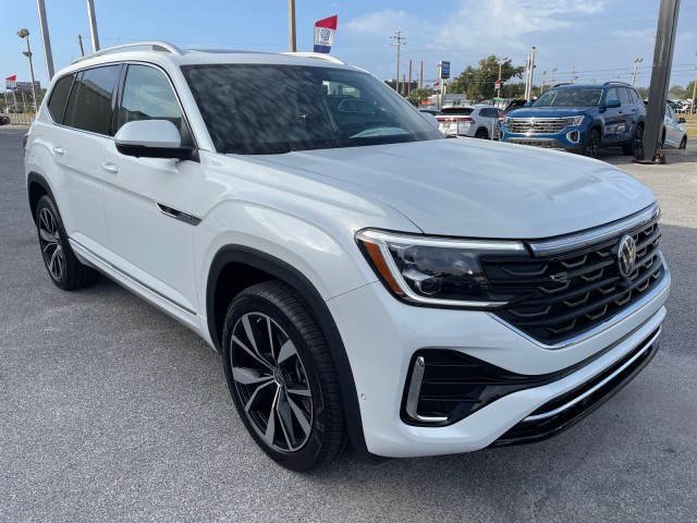 new 2025 Volkswagen Atlas car, priced at $53,995