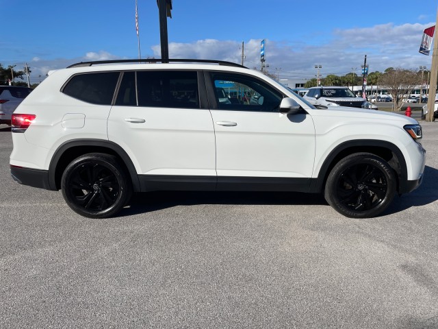 used 2022 Volkswagen Atlas car, priced at $32,995