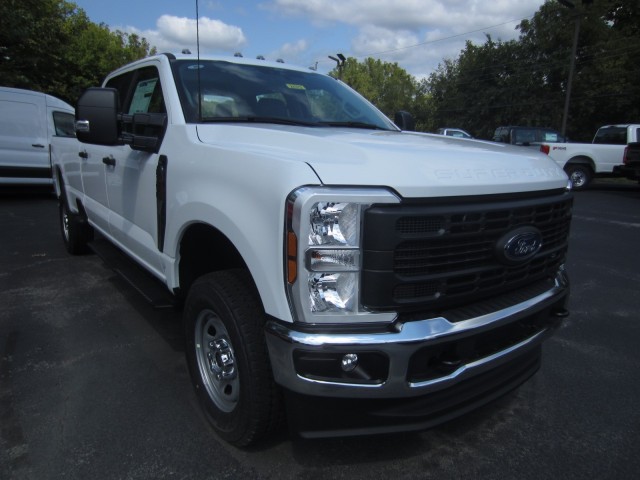 new 2024 Ford F-350 car, priced at $56,299