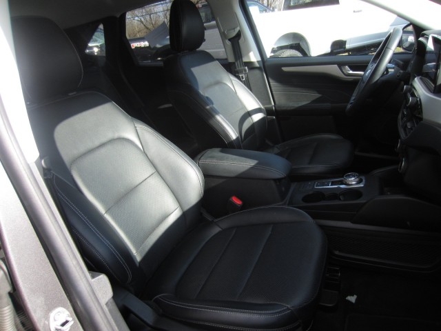 used 2022 Ford Escape car, priced at $24,895