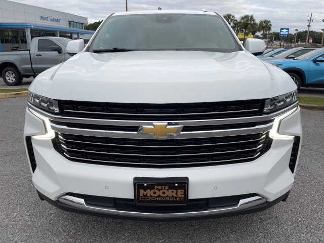 used 2023 Chevrolet Suburban car, priced at $52,995