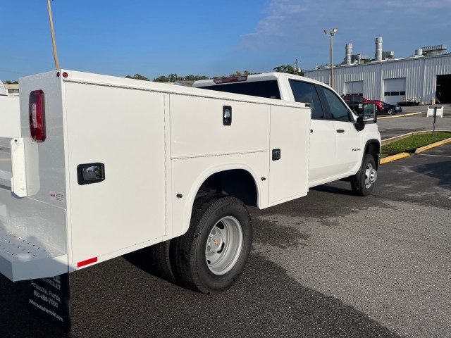 new 2024 Chevrolet Silverado 3500HD CC car, priced at $54,503