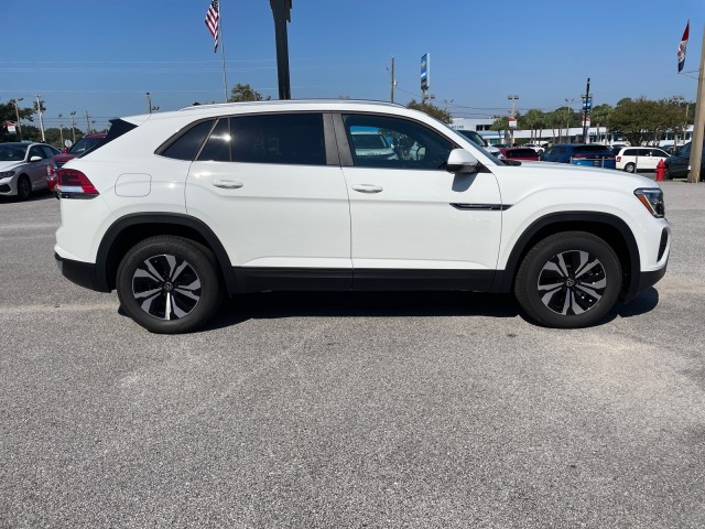 new 2024 Volkswagen Atlas Cross Sport car, priced at $36,699