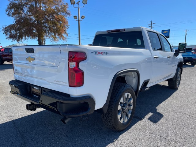 new 2025 Chevrolet Silverado 2500HD car, priced at $58,000