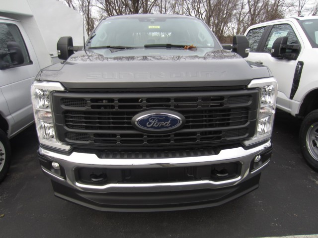 new 2024 Ford F-250 car, priced at $53,998