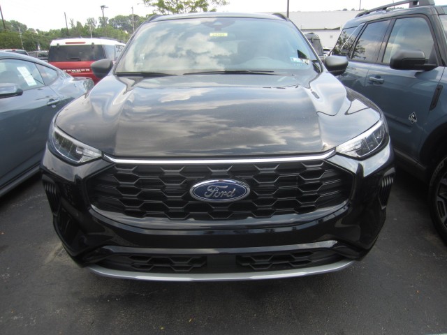 new 2024 Ford Escape car, priced at $34,999