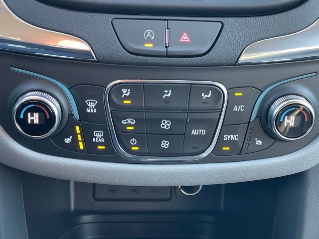 used 2023 Chevrolet Equinox car, priced at $25,995