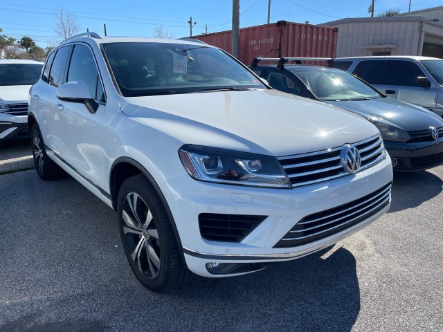 used 2017 Volkswagen Touareg car, priced at $21,995