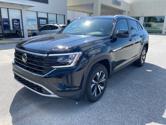 new 2024 Volkswagen Atlas Cross Sport car, priced at $36,199