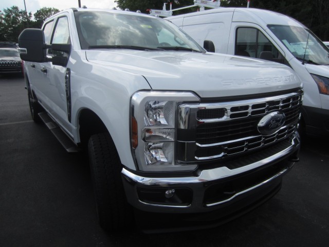 new 2024 Ford F-250 car, priced at $58,998