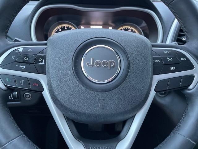 used 2015 Jeep Cherokee car, priced at $11,995