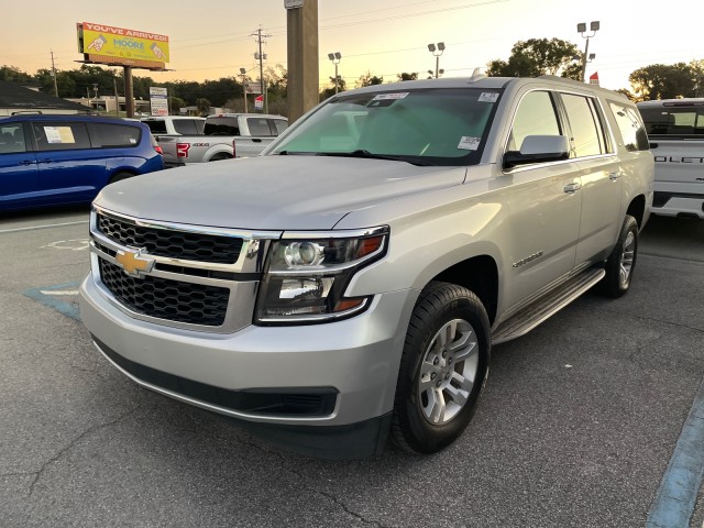 used 2018 Chevrolet Suburban car, priced at $22,995