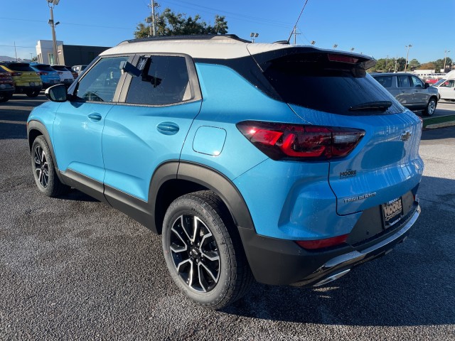 new 2025 Chevrolet TrailBlazer car, priced at $32,475