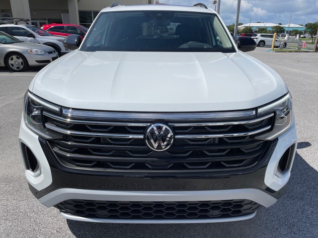 new 2024 Volkswagen Atlas car, priced at $50,199