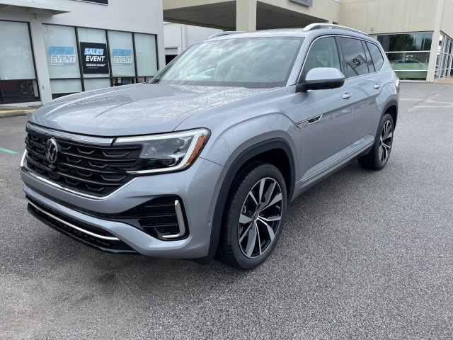 new 2025 Volkswagen Atlas car, priced at $53,591