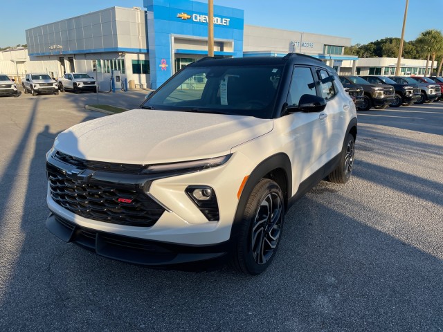 new 2025 Chevrolet TrailBlazer car, priced at $31,885