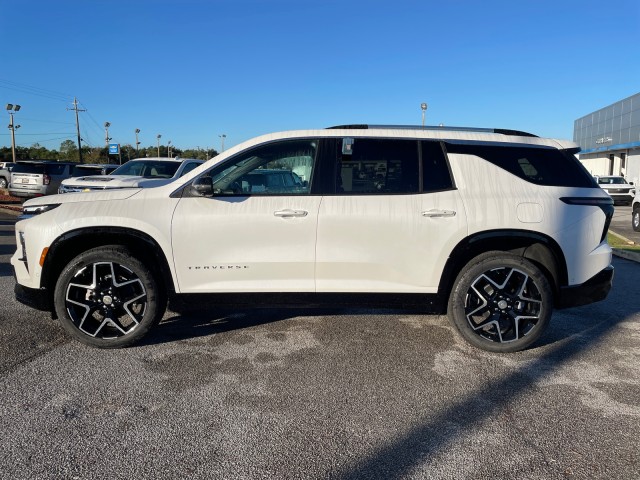 new 2025 Chevrolet Traverse car, priced at $57,490