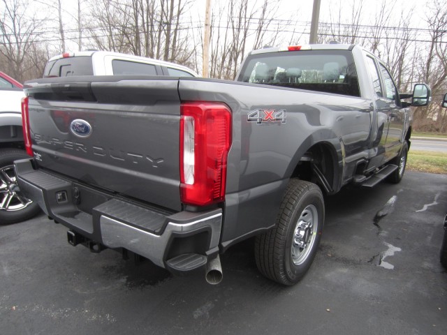 new 2025 Ford F-250 car, priced at $53,529