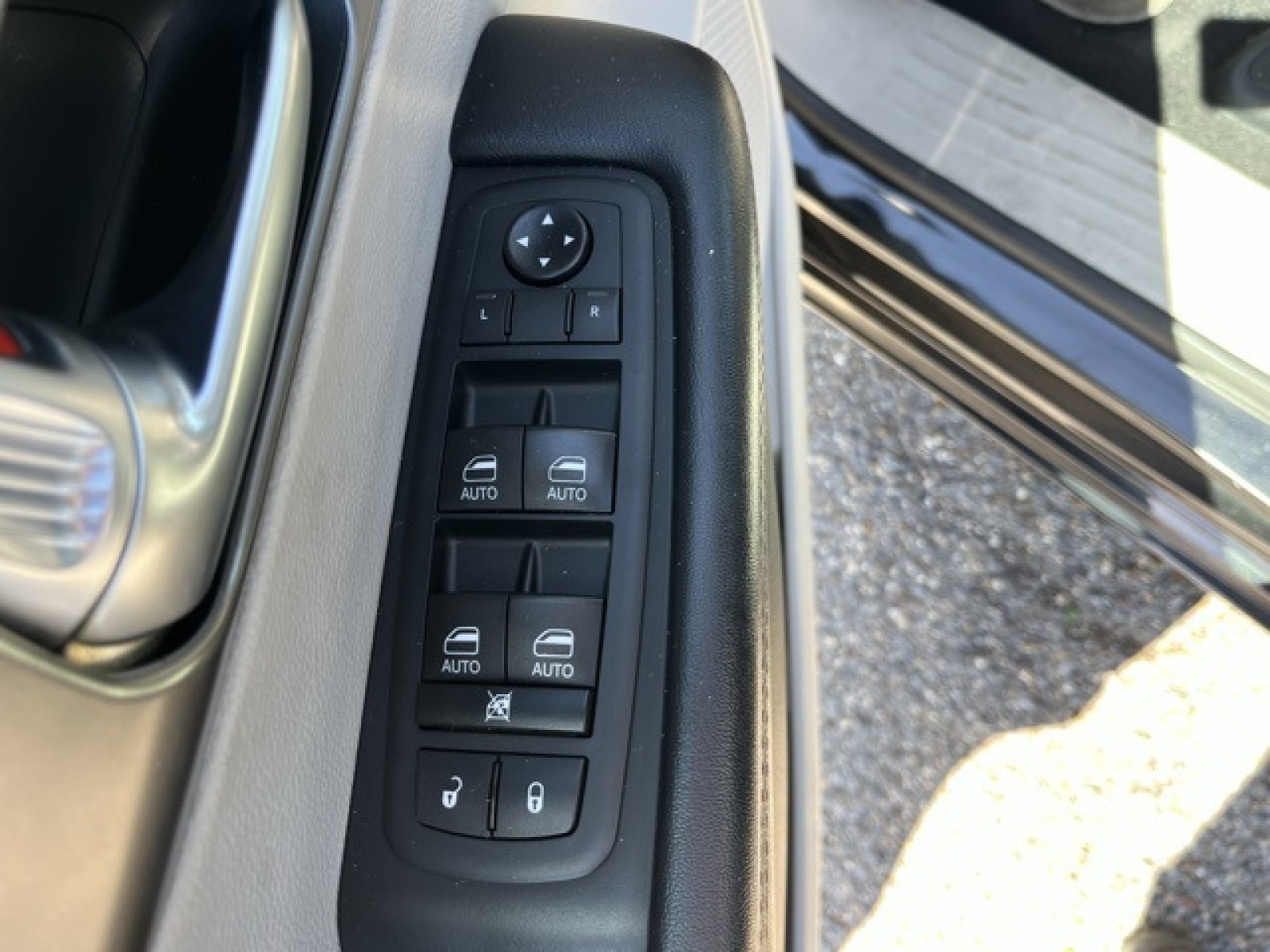 used 2020 Chrysler Pacifica car, priced at $21,043