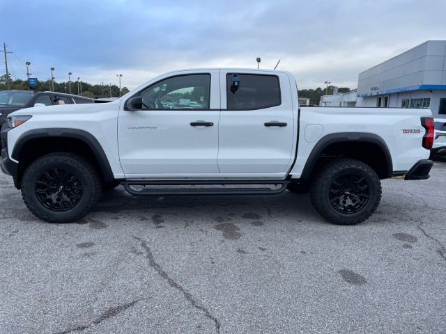 new 2024 Chevrolet Colorado car, priced at $46,115