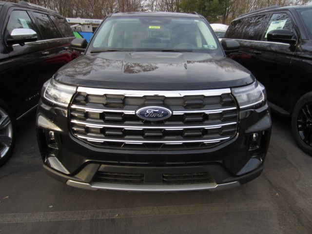 new 2025 Ford Explorer car, priced at $49,640