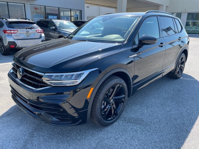 new 2024 Volkswagen Tiguan car, priced at $36,866