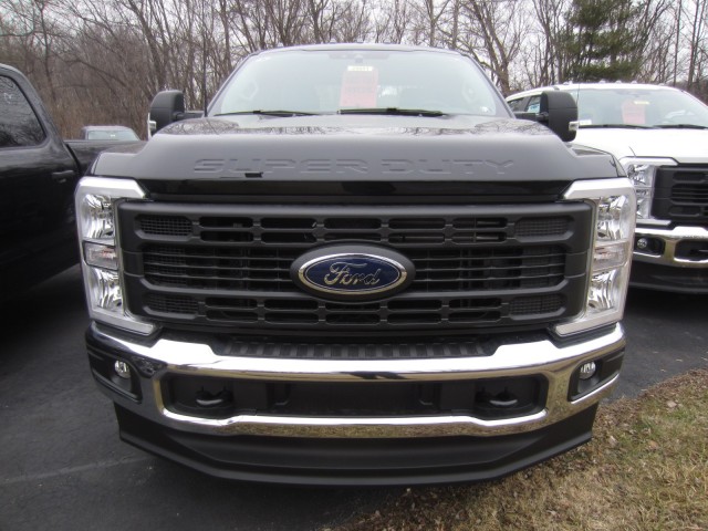 new 2025 Ford F-250 car, priced at $52,929