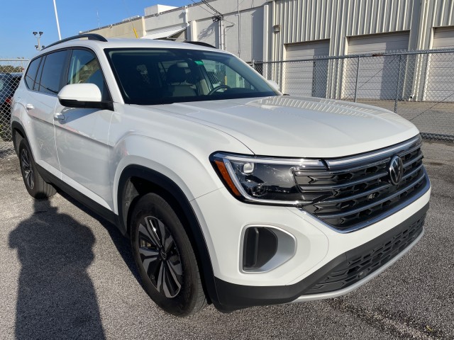 used 2024 Volkswagen Atlas car, priced at $34,995