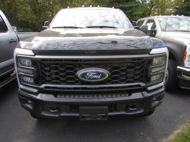 new 2024 Ford F-250 car, priced at $70,990