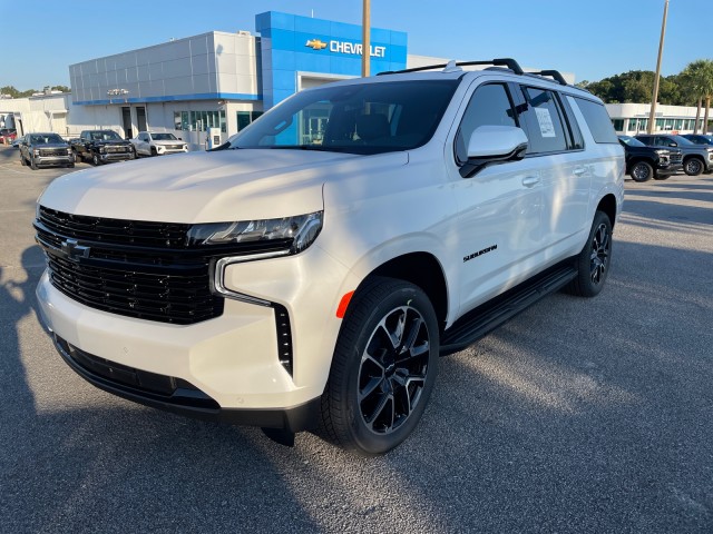 new 2024 Chevrolet Suburban car, priced at $76,180