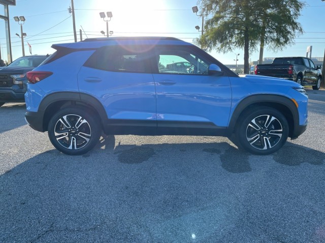 new 2024 Chevrolet TrailBlazer car, priced at $28,365