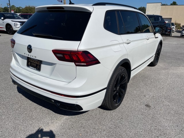 new 2024 Volkswagen Tiguan car, priced at $37,261