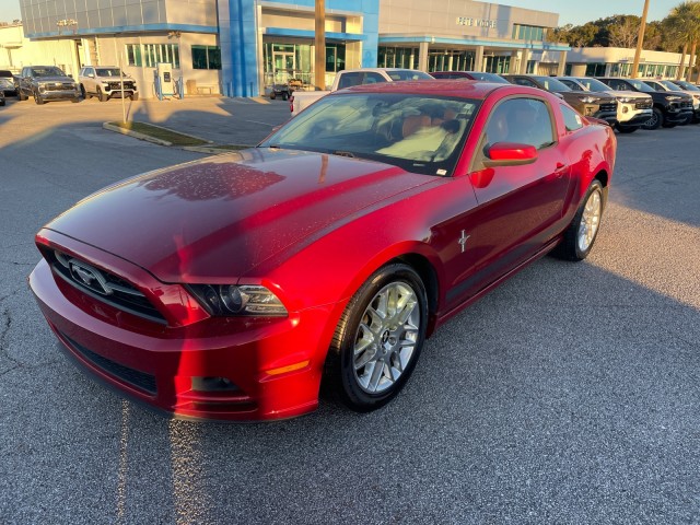 used 2013 Ford Mustang car