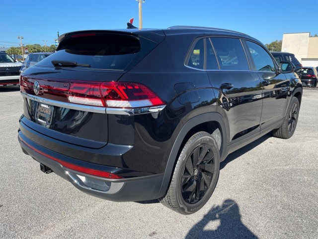 new 2025 Volkswagen Atlas Cross Sport car, priced at $43,439