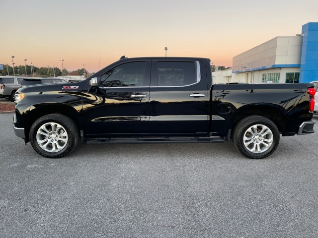 used 2022 Chevrolet Silverado 1500 car, priced at $48,995