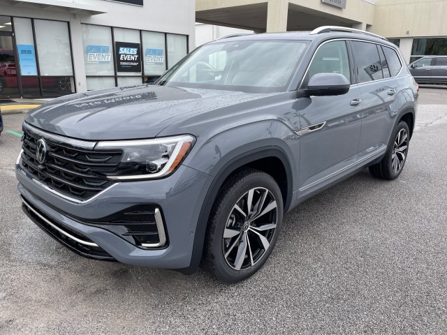 new 2025 Volkswagen Atlas car, priced at $53,796