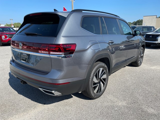 new 2024 Volkswagen Atlas car, priced at $43,199