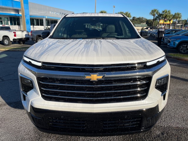 new 2025 Chevrolet Traverse car, priced at $57,490