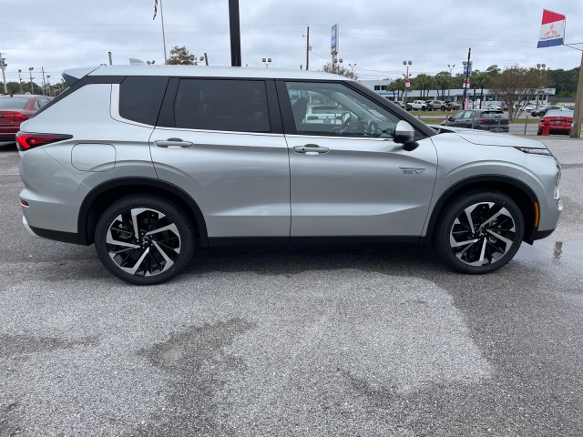 new 2025 Mitsubishi Outlander Plug-In Hybrid car, priced at $47,480