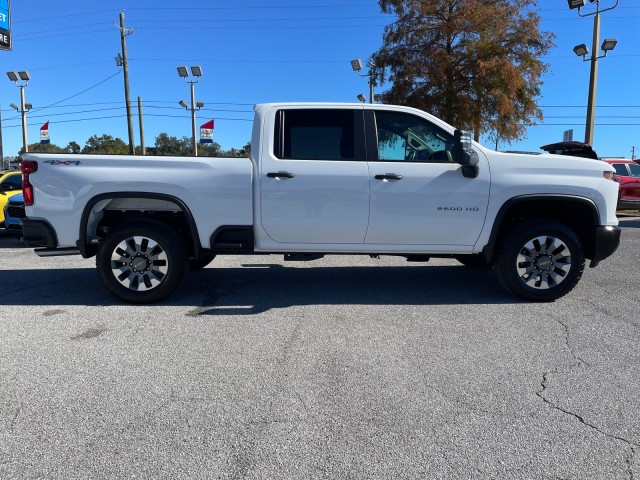 new 2025 Chevrolet Silverado 2500HD car, priced at $58,000