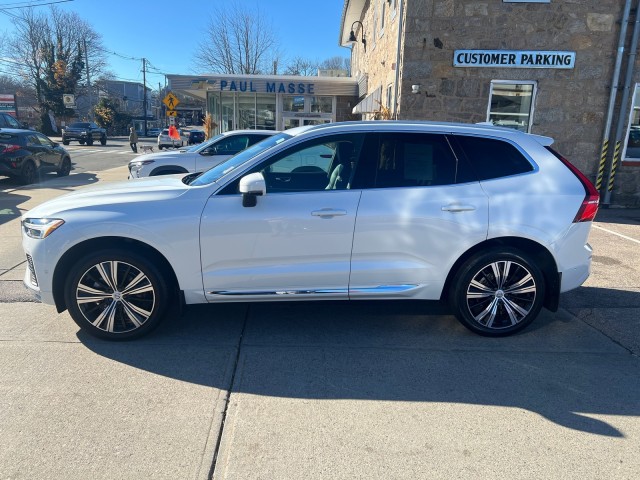 used 2022 Volvo XC60 car, priced at $34,998